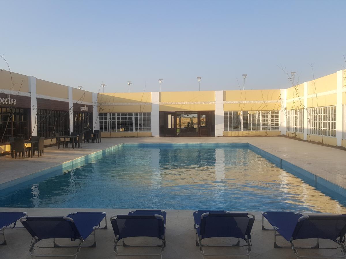 Spectra Inn Hotel 'Ezbet Sharikat Wardan Экстерьер фото